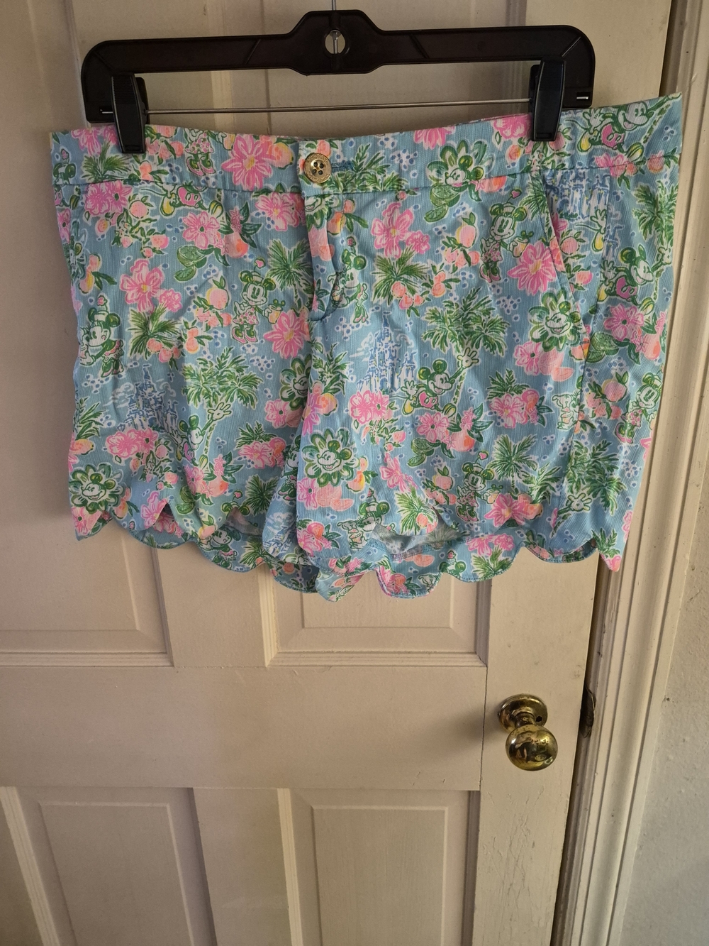 Lilly Pulitzer Blue Floral Scalloped Mini Shorts